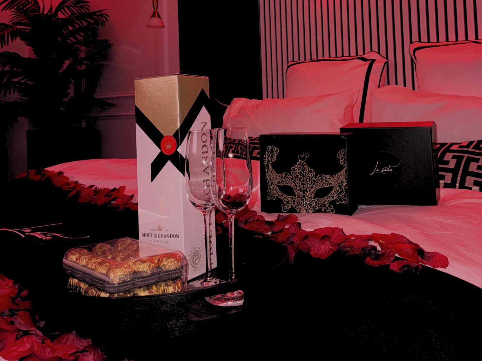 La Suite Trocadero - Jacuzzi Privatif Paris Dış mekan fotoğraf